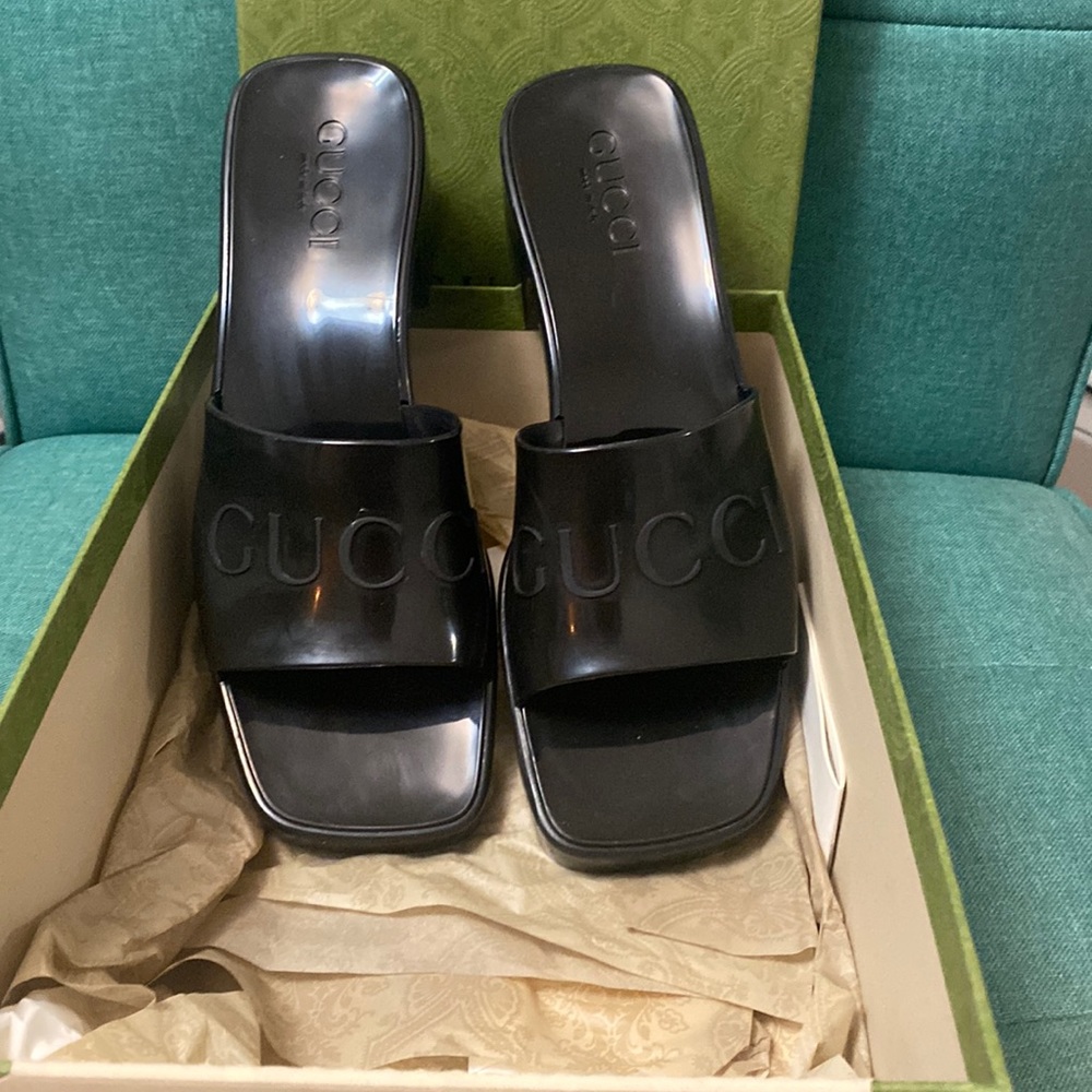 Gucci Rubber Sandals 7